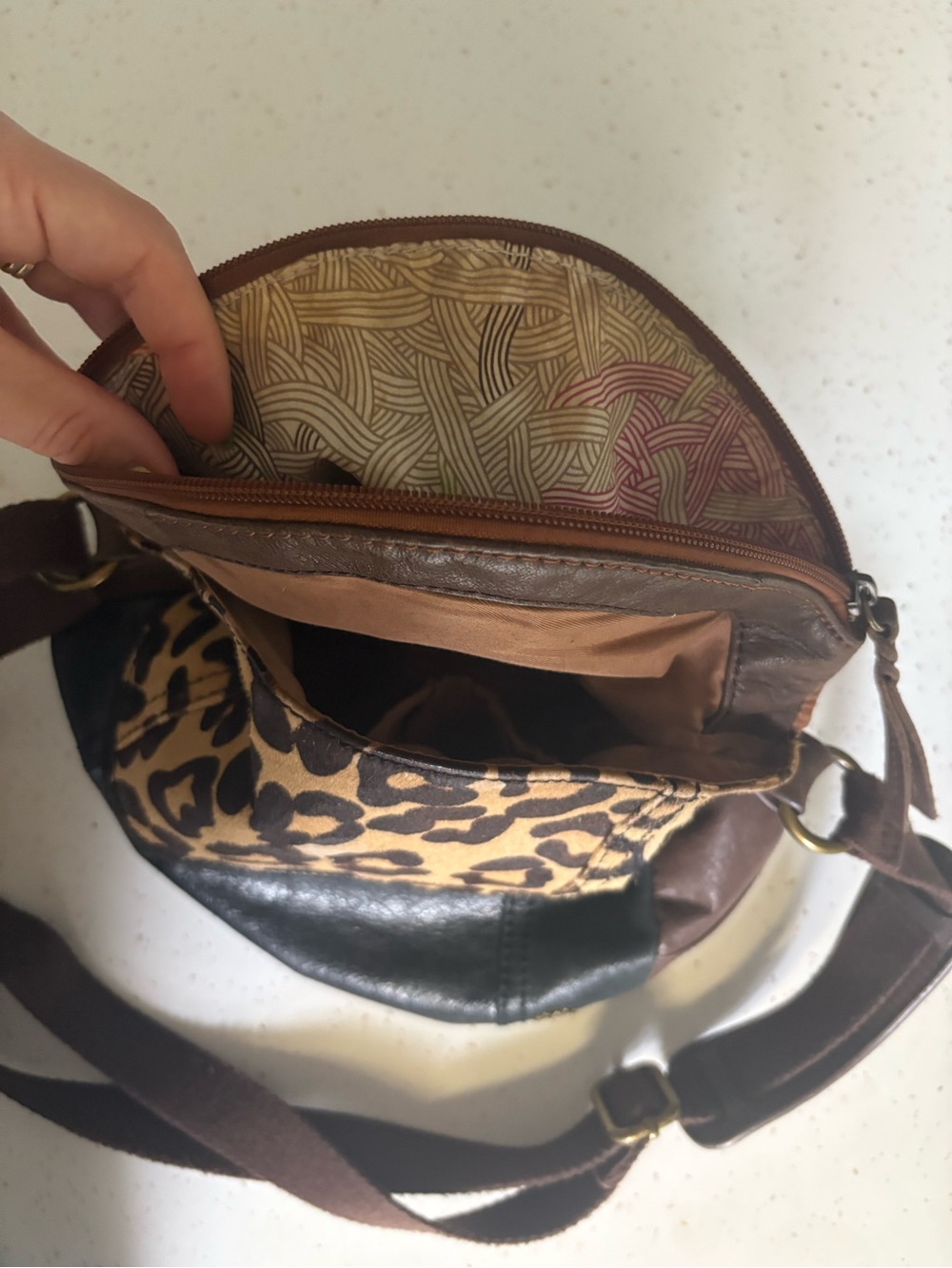 The Sak Brown Leather & Leopard slouchy Shoulder Bag - Picture 7 of 9